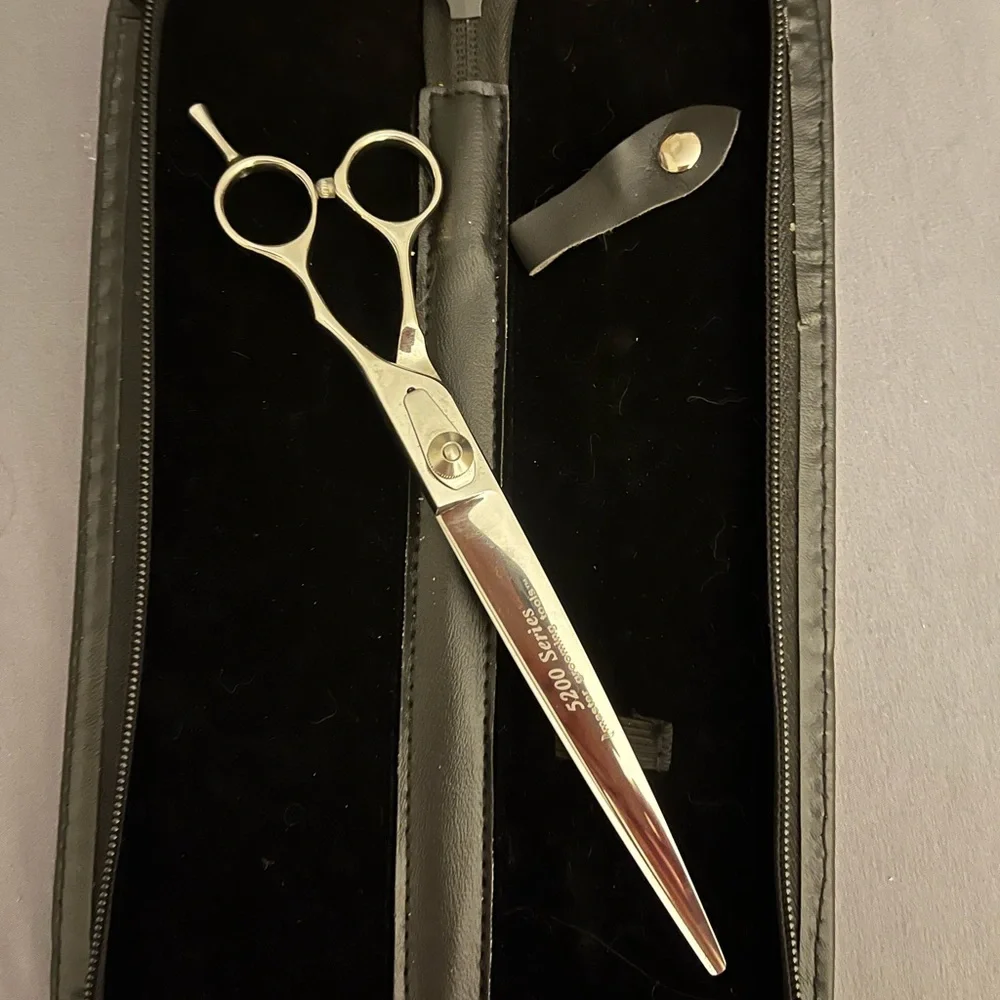8.5 Straight Shears - Master Grooming Tools - 5200 Series